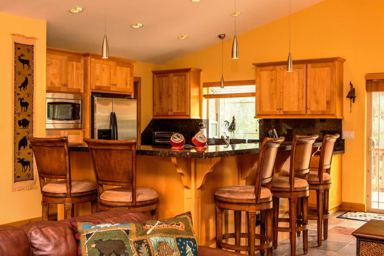 5-Star Luxury Tahoe Cabin! Great Location! Pool Table!Darts! Poker! Ping Pong! Games! 南太浩湖 外观 照片