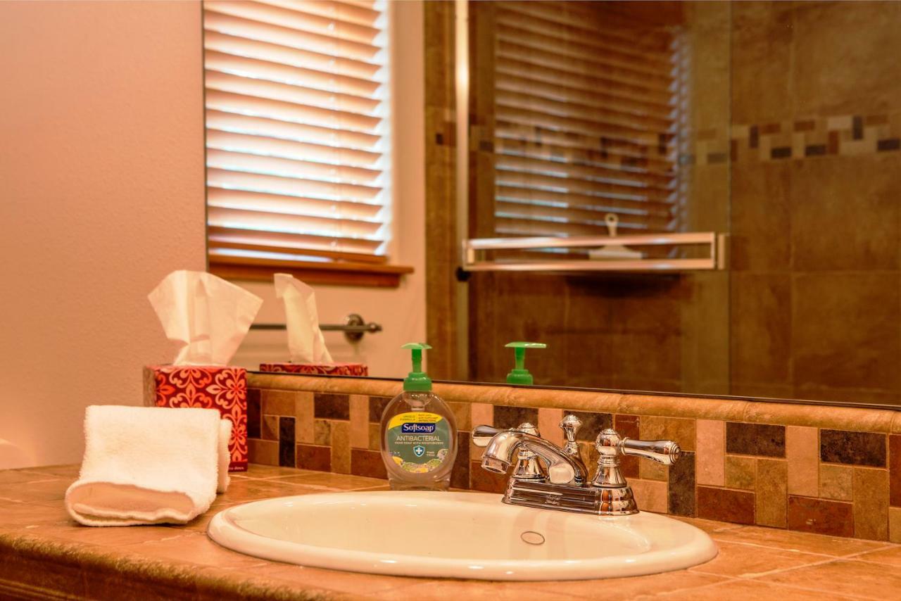 5-Star Luxury Tahoe Cabin! Great Location! Pool Table!Darts! Poker! Ping Pong! Games! 南太浩湖 外观 照片